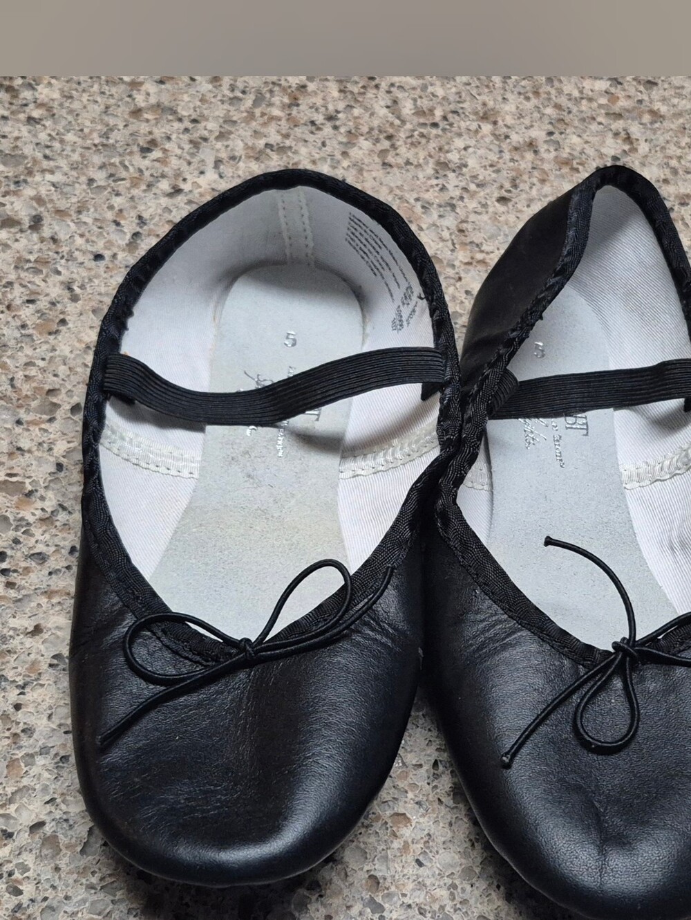 ABT Spotlights Black Leather Ballet Shoes Dance Slippers Girls Size 5 US Medium